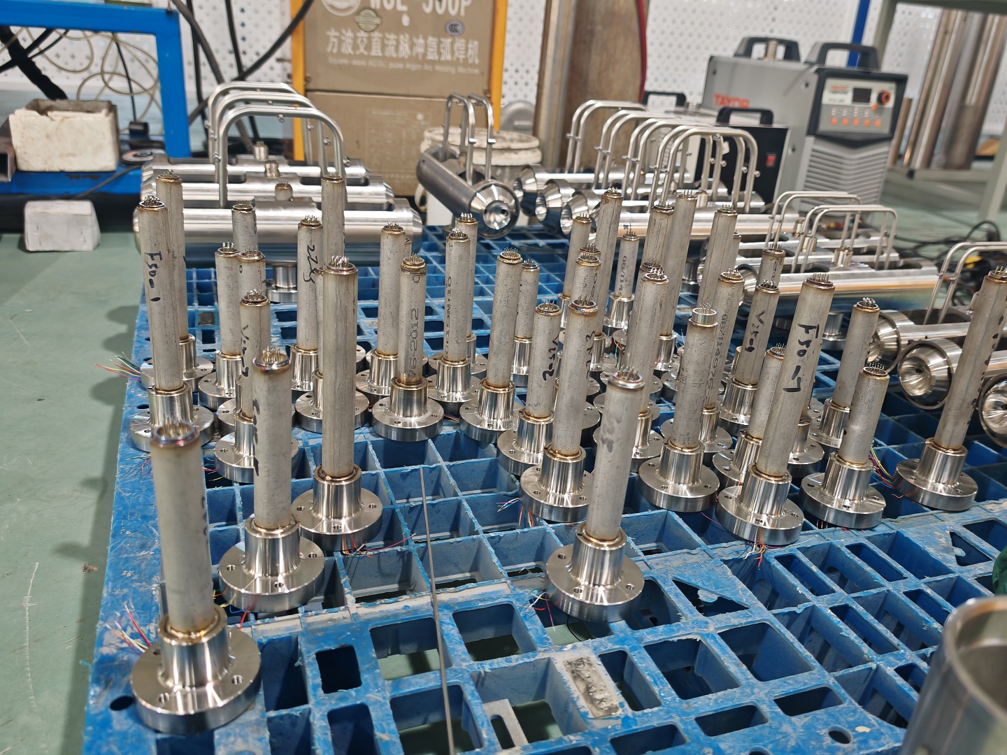 青天特克質(zhì)量流量計(jì)廠家 (14) 青天特克質(zhì)量流量計(jì)廠家 (14)